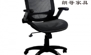 當辦公椅臟了時，我們應該如何進行清潔？